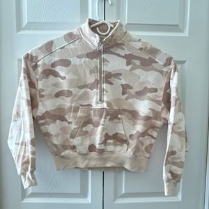 H&M Divided Camo Camouflage Quarter Zip Cropped Sweatshirt Women's Size Medium